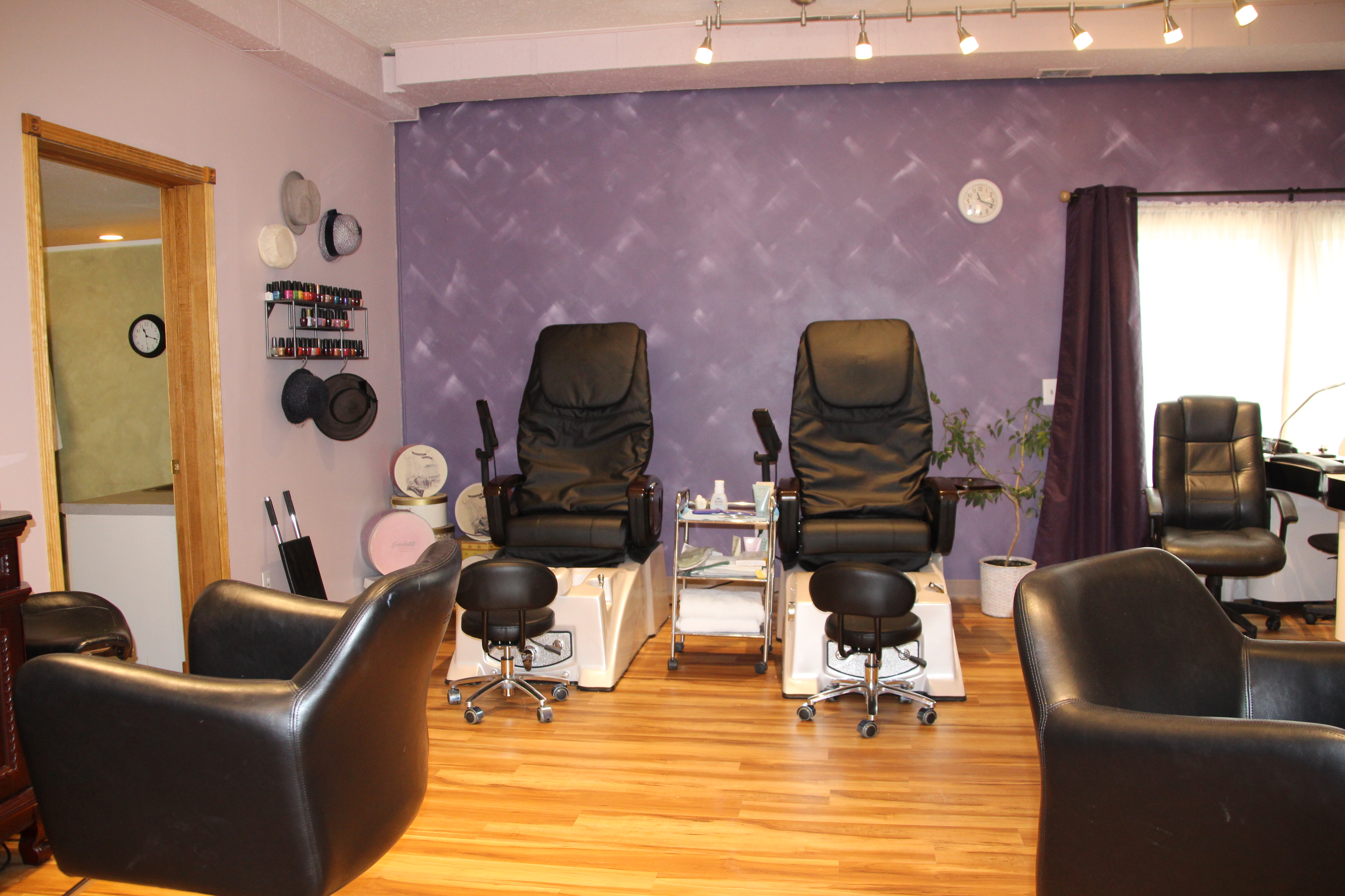 pedicure thrones for feet and toe nail
